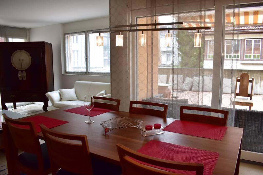 Modern Apartment 모던 펜션 Интерлакен Экстерьер фото
